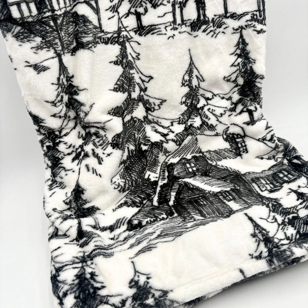 North Spruce Lane‎ Oversized Soft Throw Blanket Black White Cabin Tre